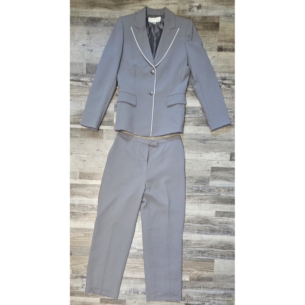 🩷🩵Tahari Arthur's Levine Set Of Pants/blazer Size 6 Gray 🤎💛
